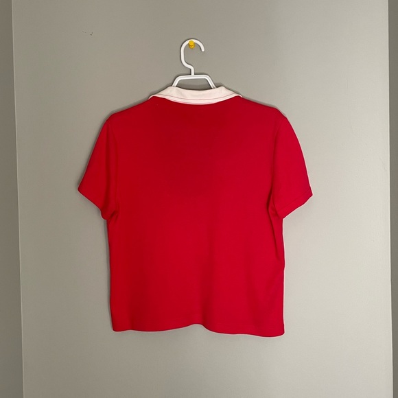 Small vintage polo shirt, red with blue and white lapel details - Picture 2 of 3
